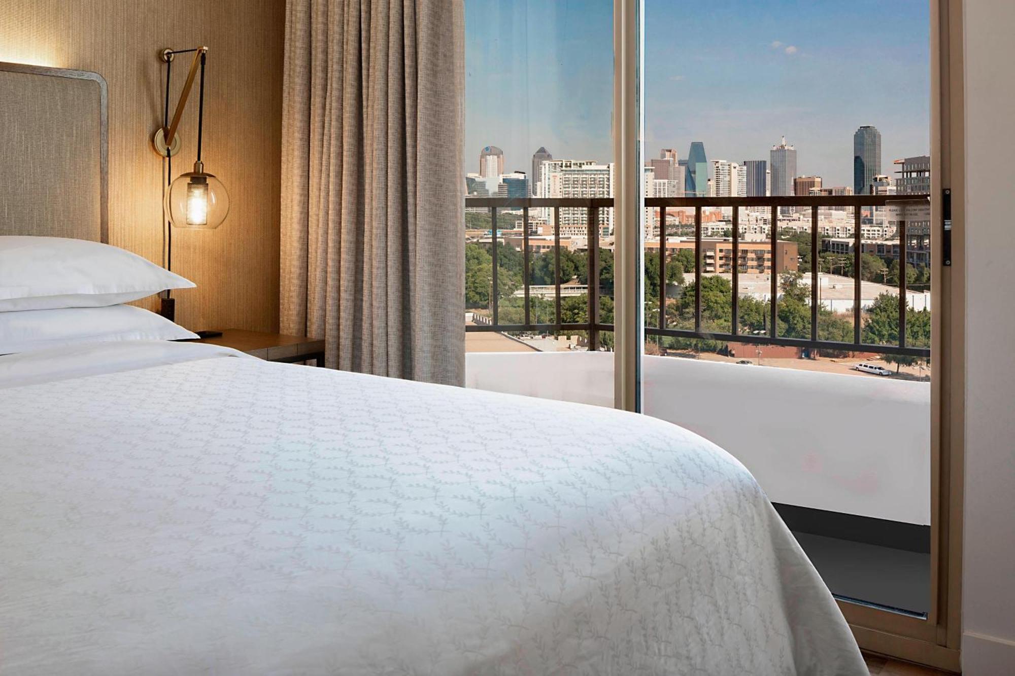 Sheraton Suites Market Center Dallas Bagian luar foto
