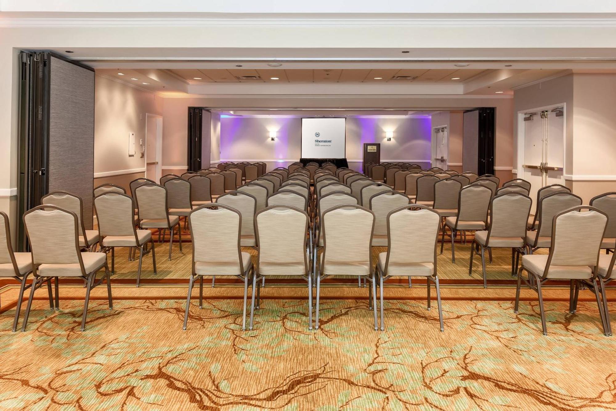 Sheraton Suites Market Center Dallas Bagian luar foto