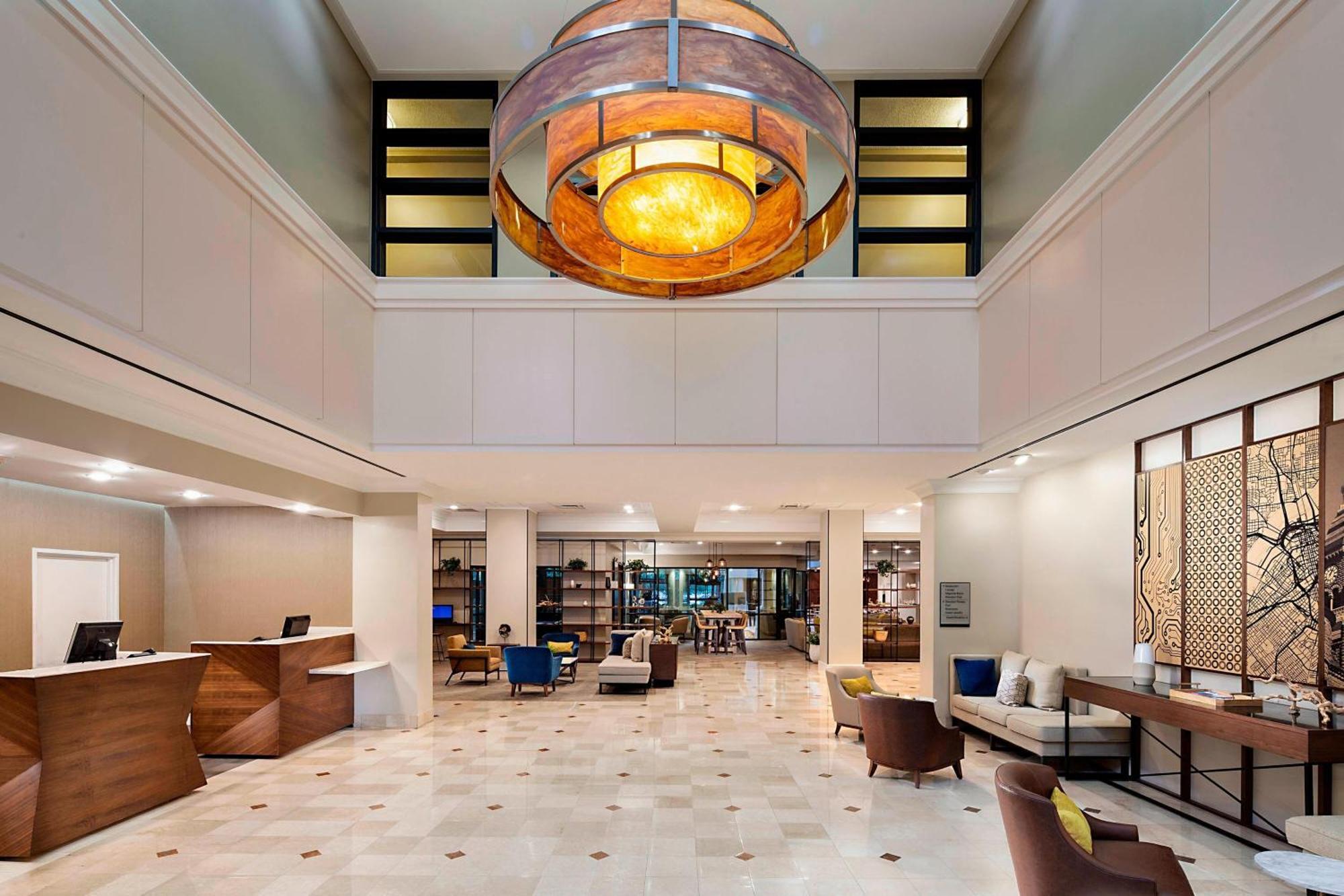 Sheraton Suites Market Center Dallas Bagian luar foto